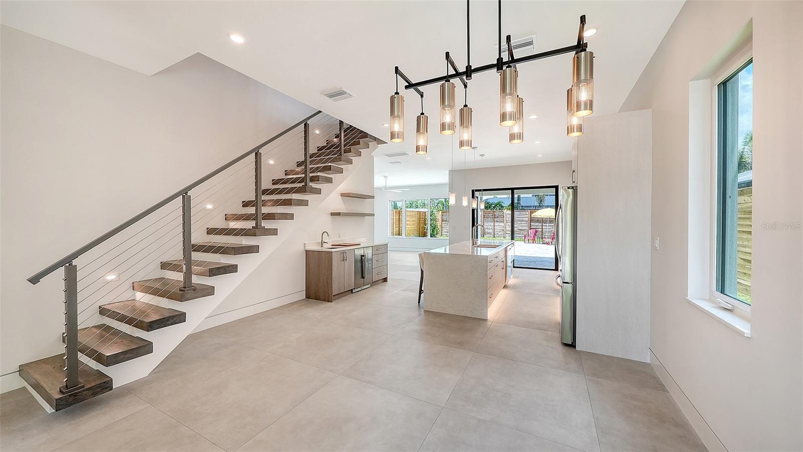 TAMIAMI TERRACE - Residential