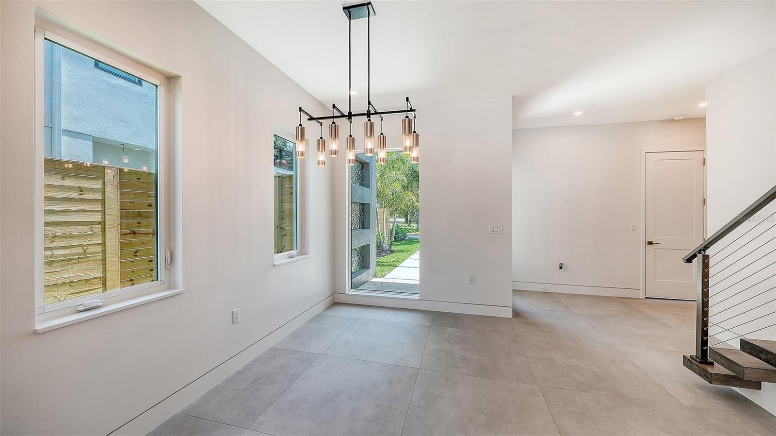 TAMIAMI TERRACE - Residential