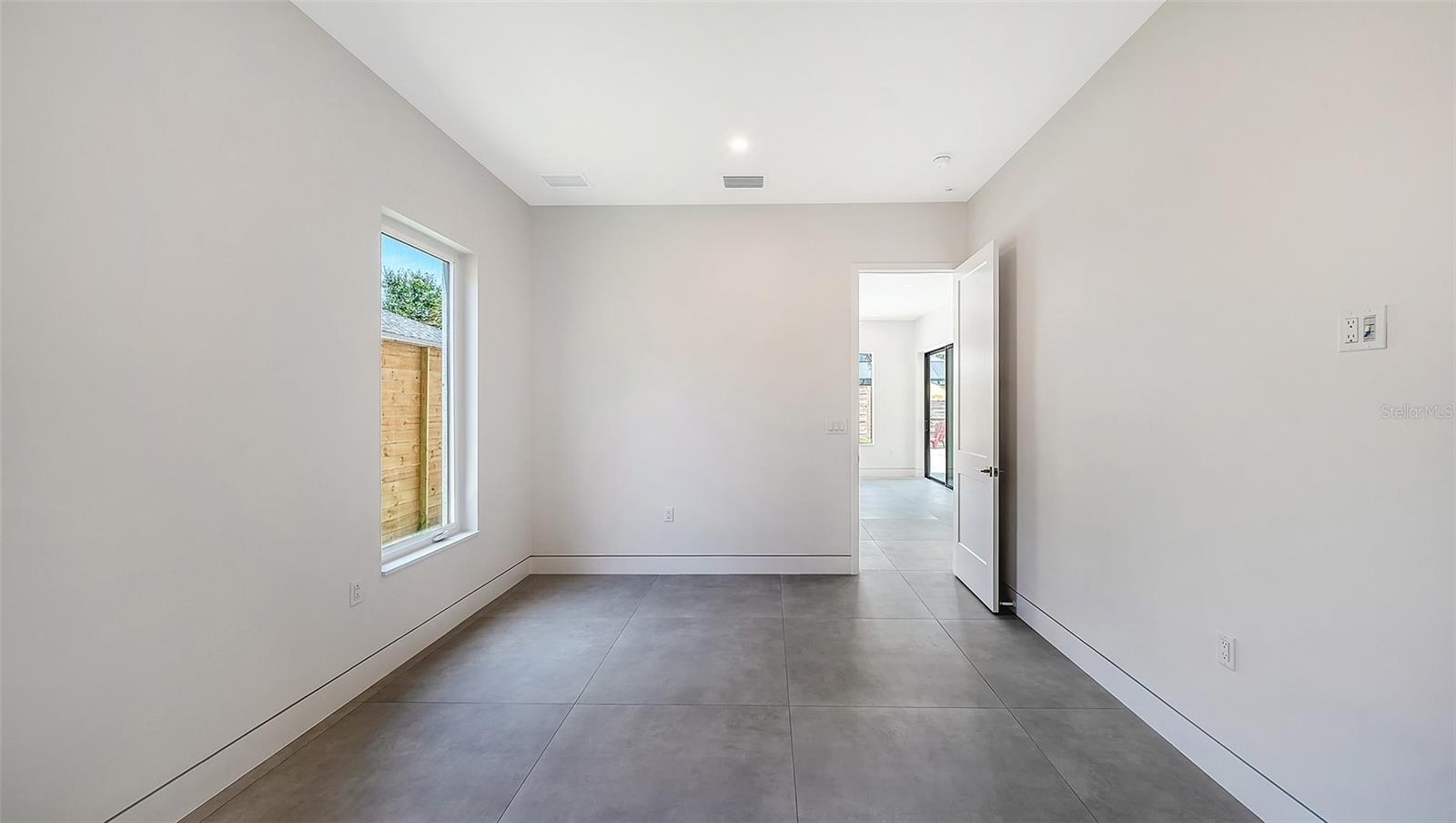 TAMIAMI TERRACE - Residential