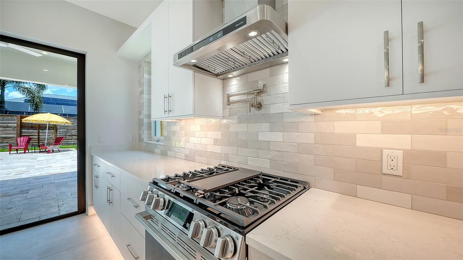 TAMIAMI TERRACE - Residential