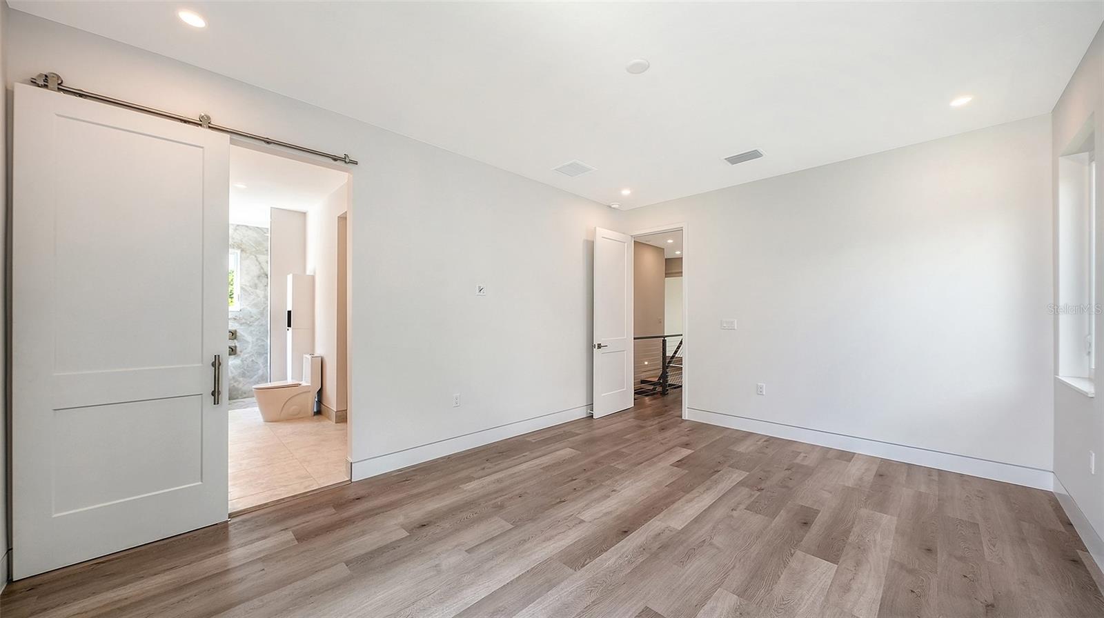 TAMIAMI TERRACE - Residential
