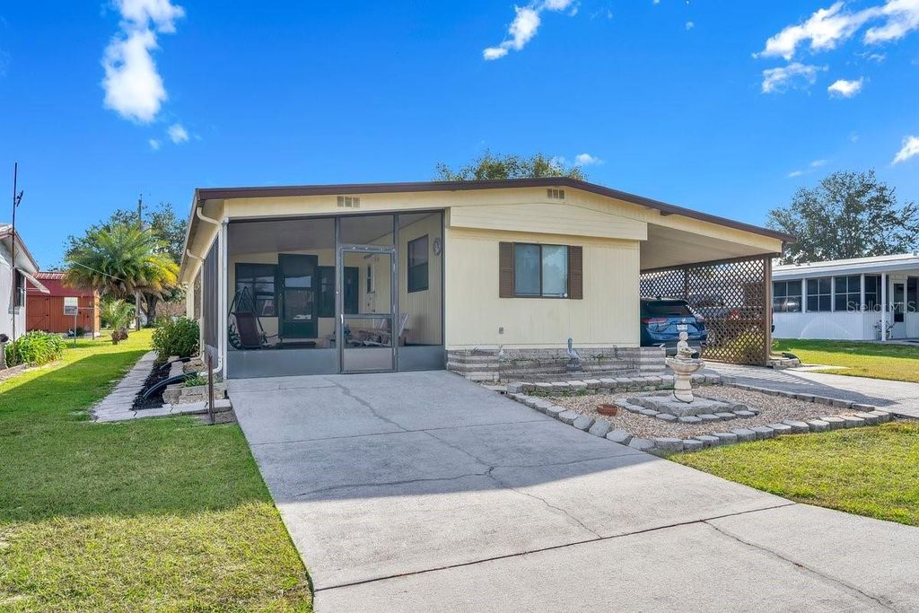 Photo of 305 Monroe Drive, Lakeland, FL 33809 (MLS # L4951943)