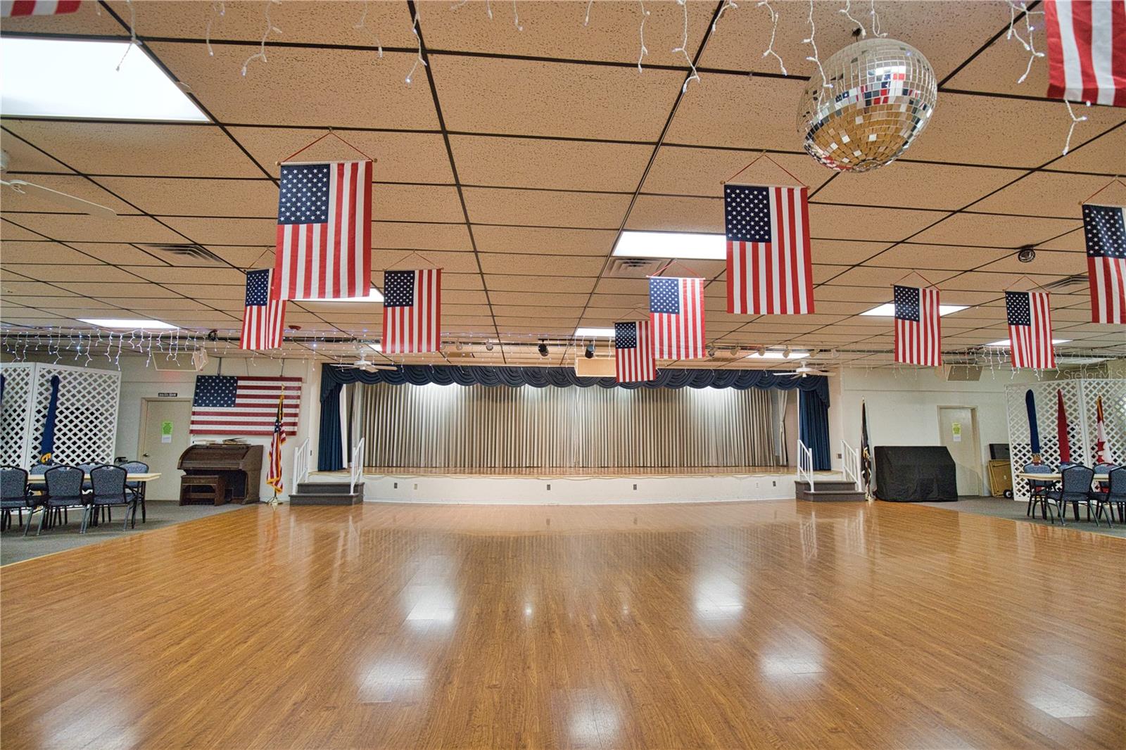 LA CASA MHP CO-OP - Land