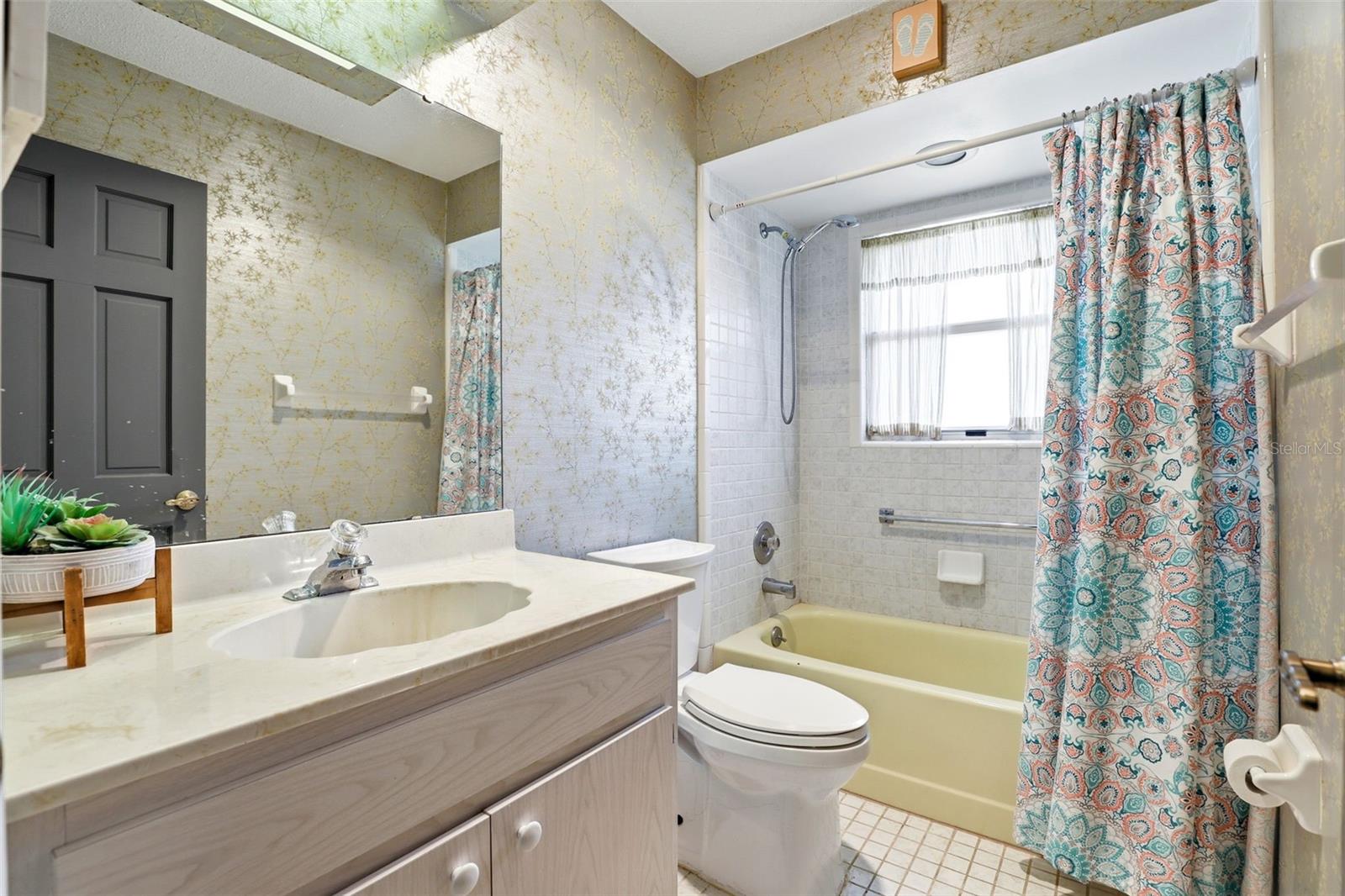 DELTONA LAKES UNIT 8 - Residential