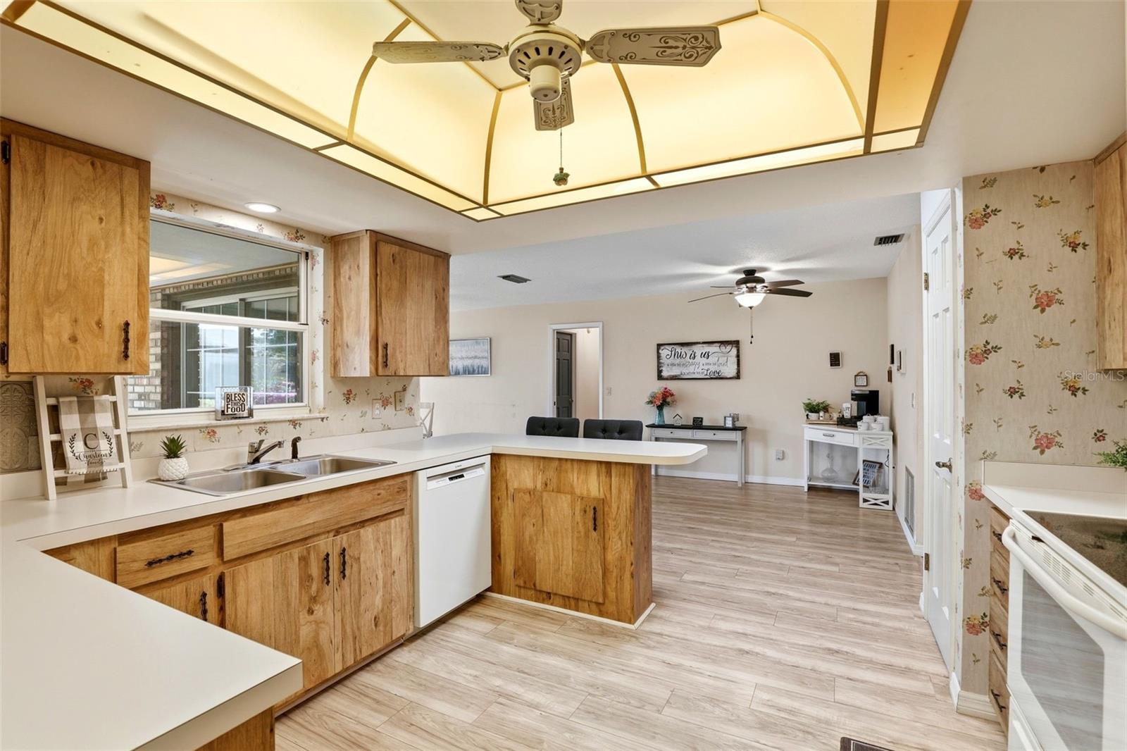 DELTONA LAKES UNIT 8 - Residential