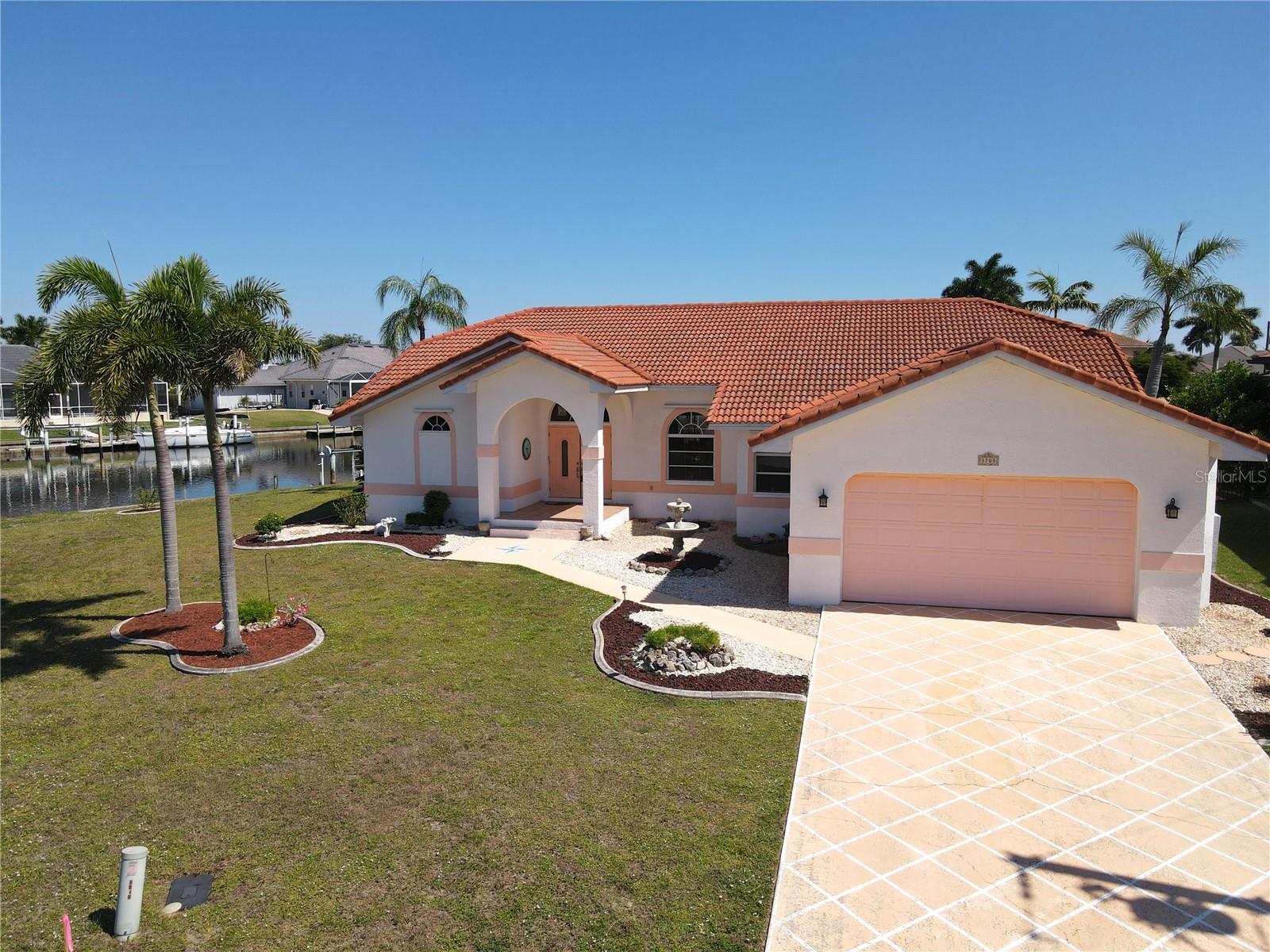 PUNTA GORDA ISLES SEC 15 - Residential