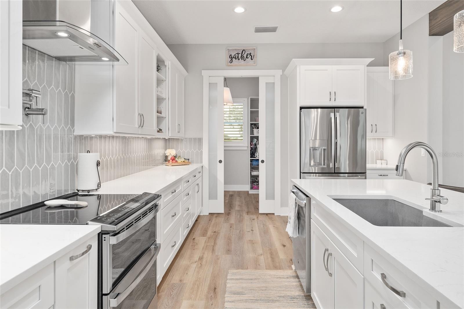 SUMTER CROSSING - Residential