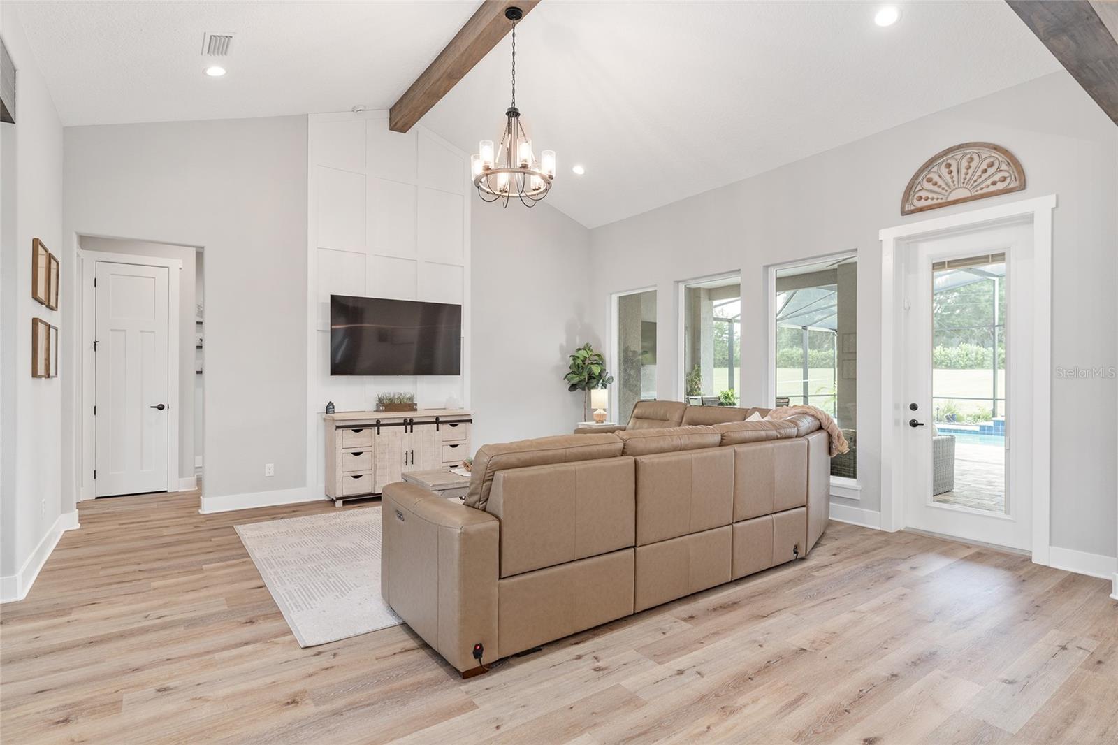 SUMTER CROSSING - Residential