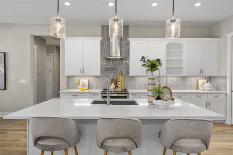 Tiny photo for 2540 NE 108th Lane, Oxford, FL 34484 (MLS # G5100368)