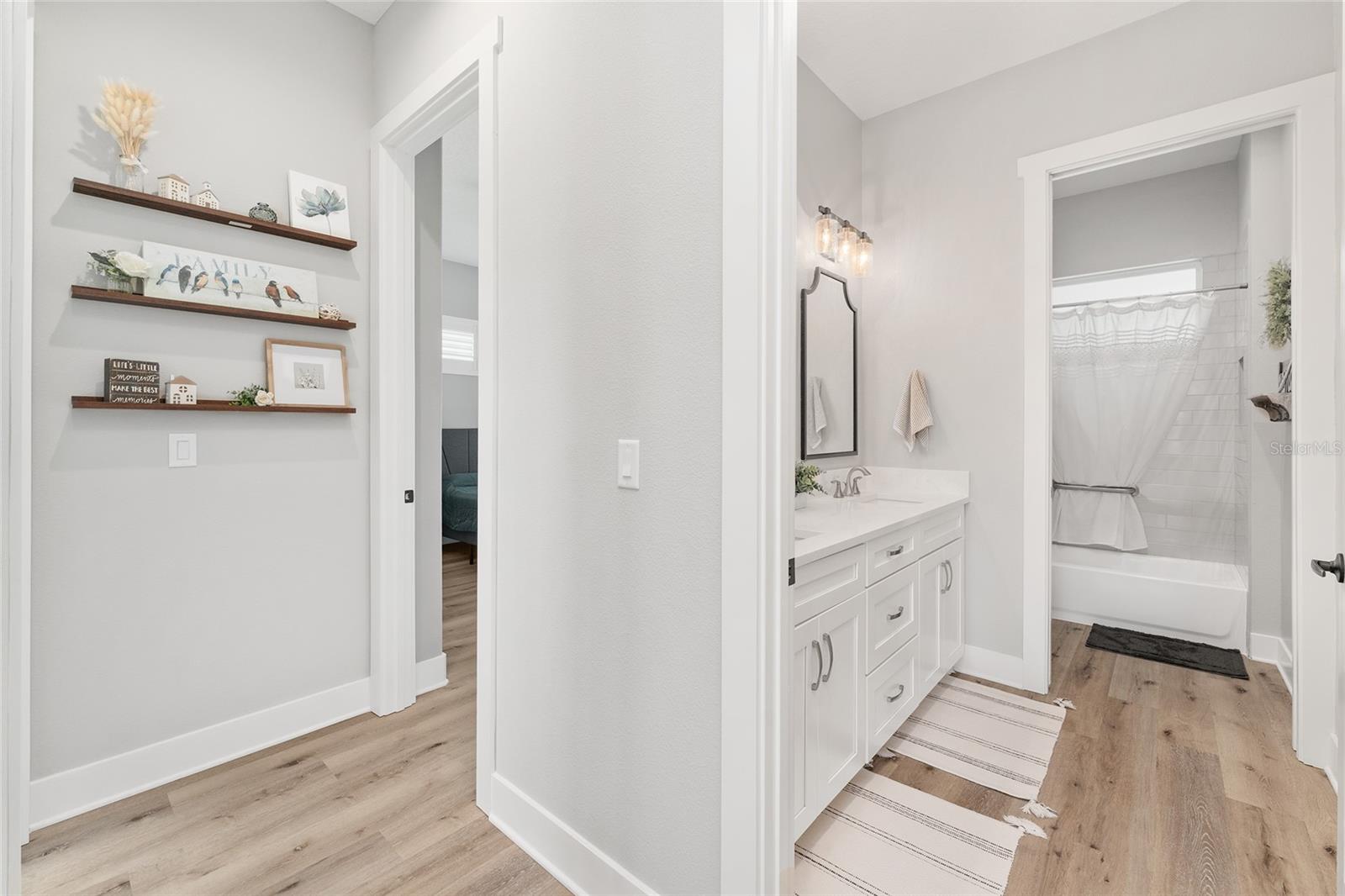 SUMTER CROSSING - Residential