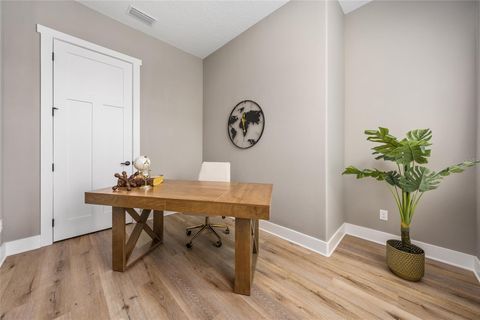 Tiny photo for 2540 NE 108th Lane, Oxford, FL 34484 (MLS # G5100368)