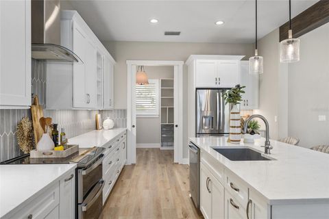 Tiny photo for 2540 NE 108th Lane, Oxford, FL 34484 (MLS # G5100368)