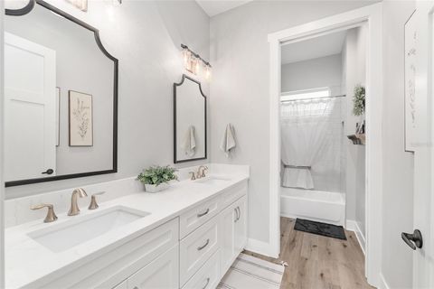 Tiny photo for 2540 NE 108th Lane, Oxford, FL 34484 (MLS # G5100368)