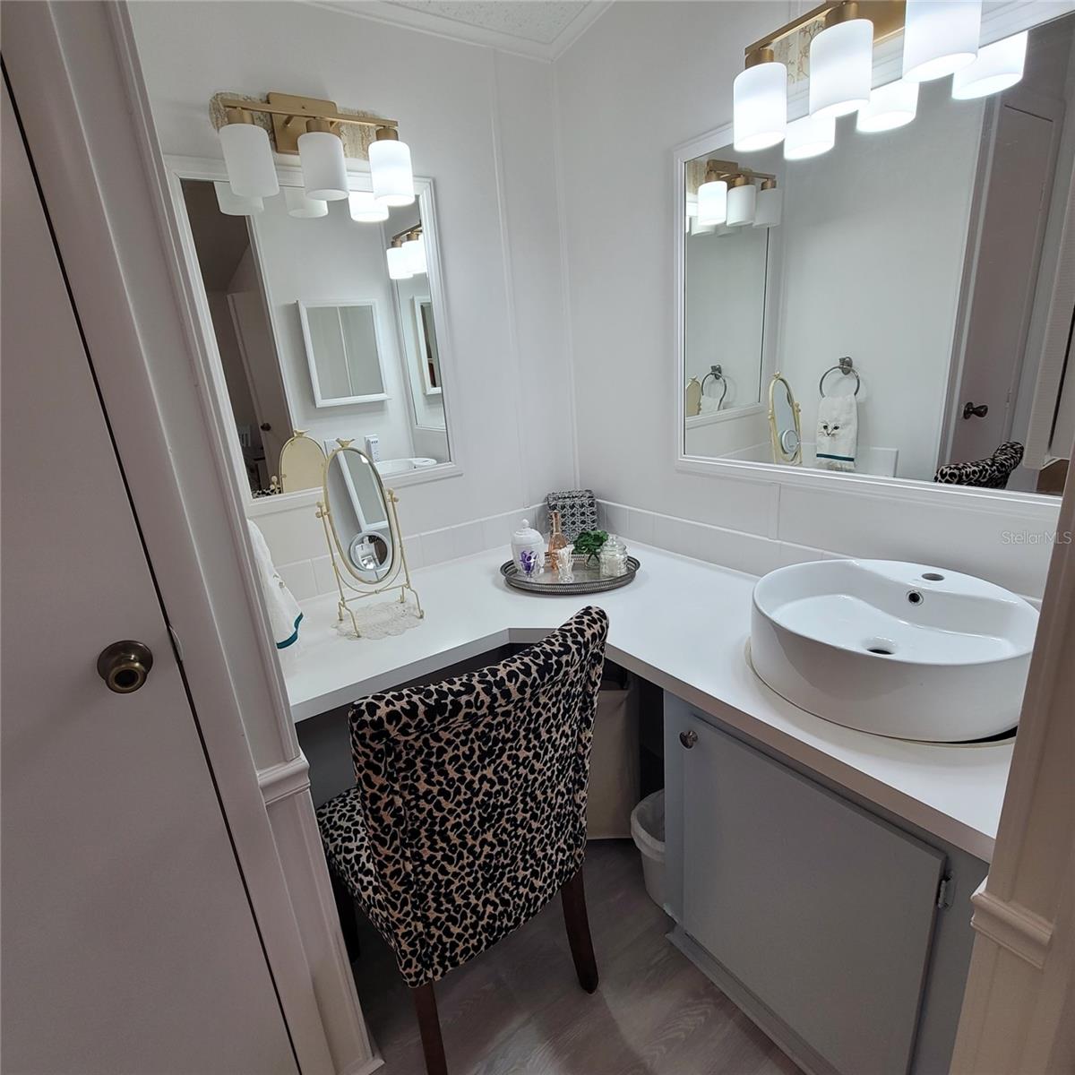 LADY LAKE ORANGE BLOSSOM GARDENS UNIT 10 - Residential
