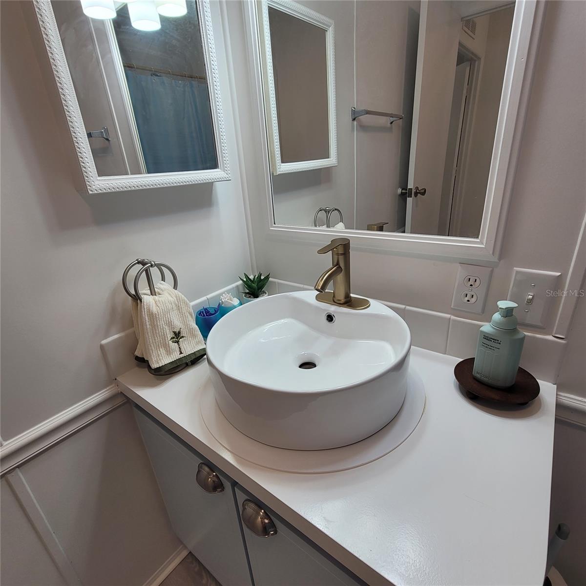 LADY LAKE ORANGE BLOSSOM GARDENS UNIT 10 - Residential
