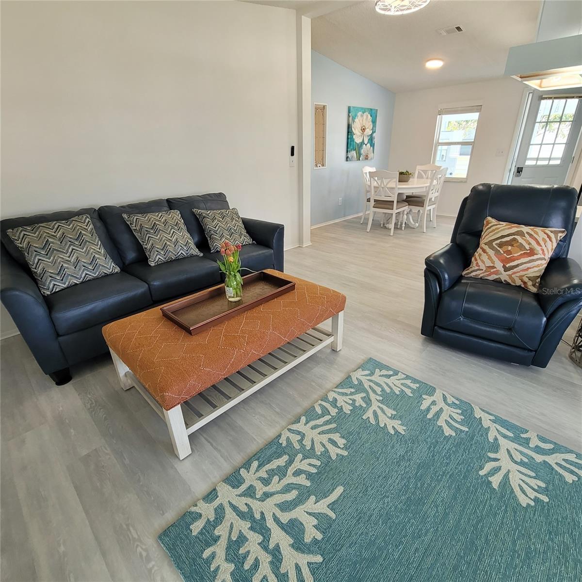 LADY LAKE ORANGE BLOSSOM GARDENS UNIT 10 - Residential