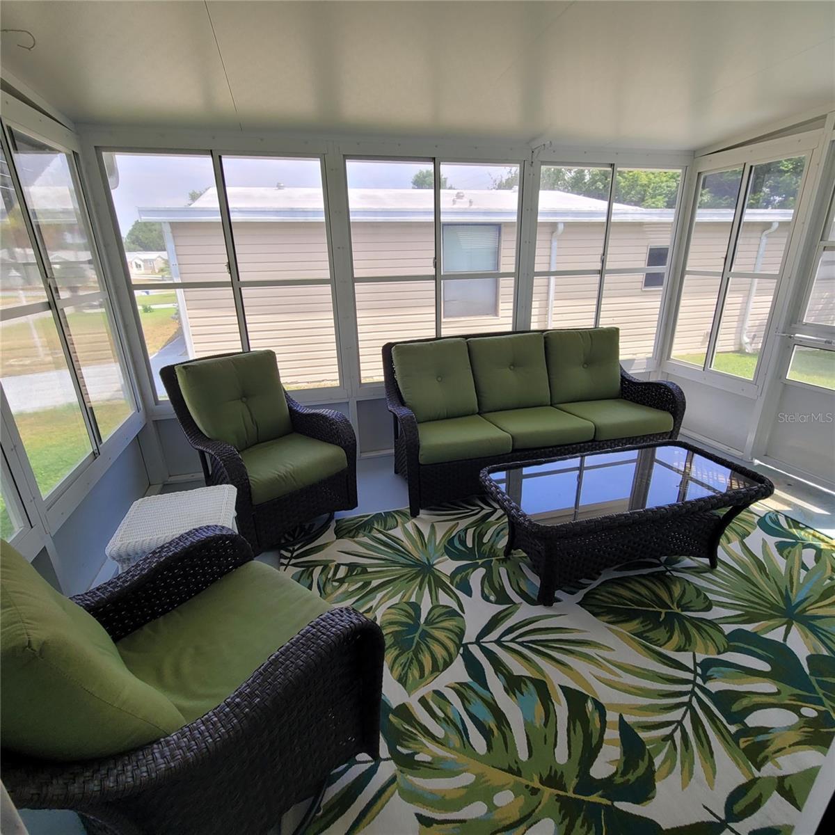 LADY LAKE ORANGE BLOSSOM GARDENS UNIT 10 - Residential
