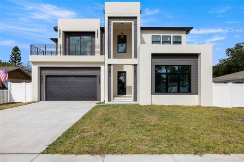 Photo of 4316 Wallace Circle, Tampa, FL 33611 (MLS # TB8426894)