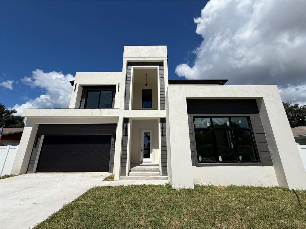 Photo of 4316 Wallace Circle, Tampa, FL 33611 (MLS # TB8426894)