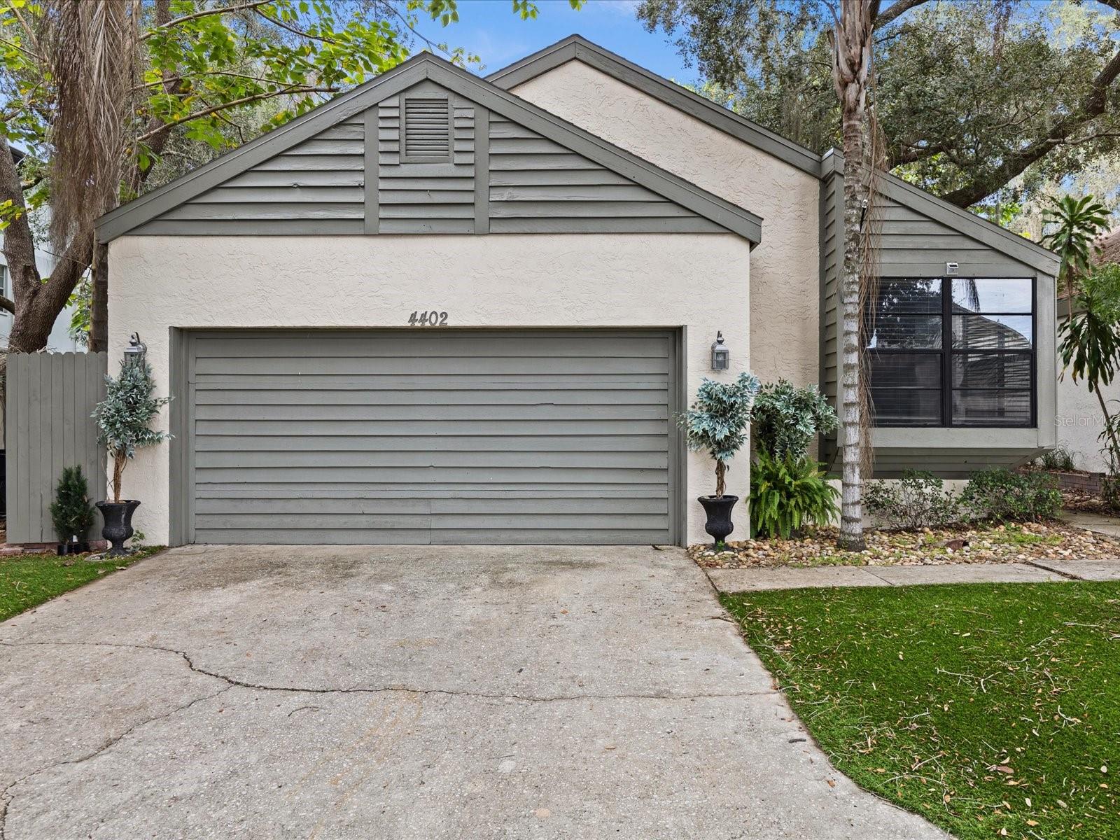 SWEETWATER OAKS II A CONDOMINI - Residential Lease