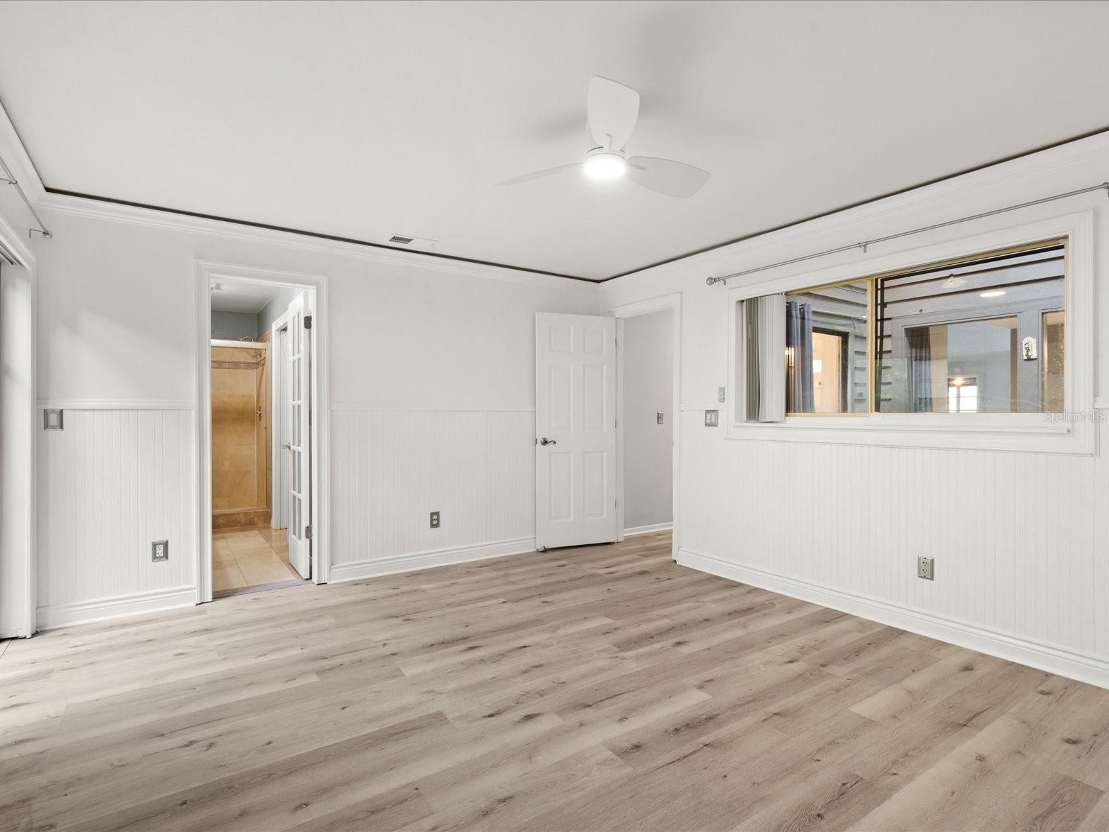 SWEETWATER OAKS II A CONDOMINI - Residential Lease