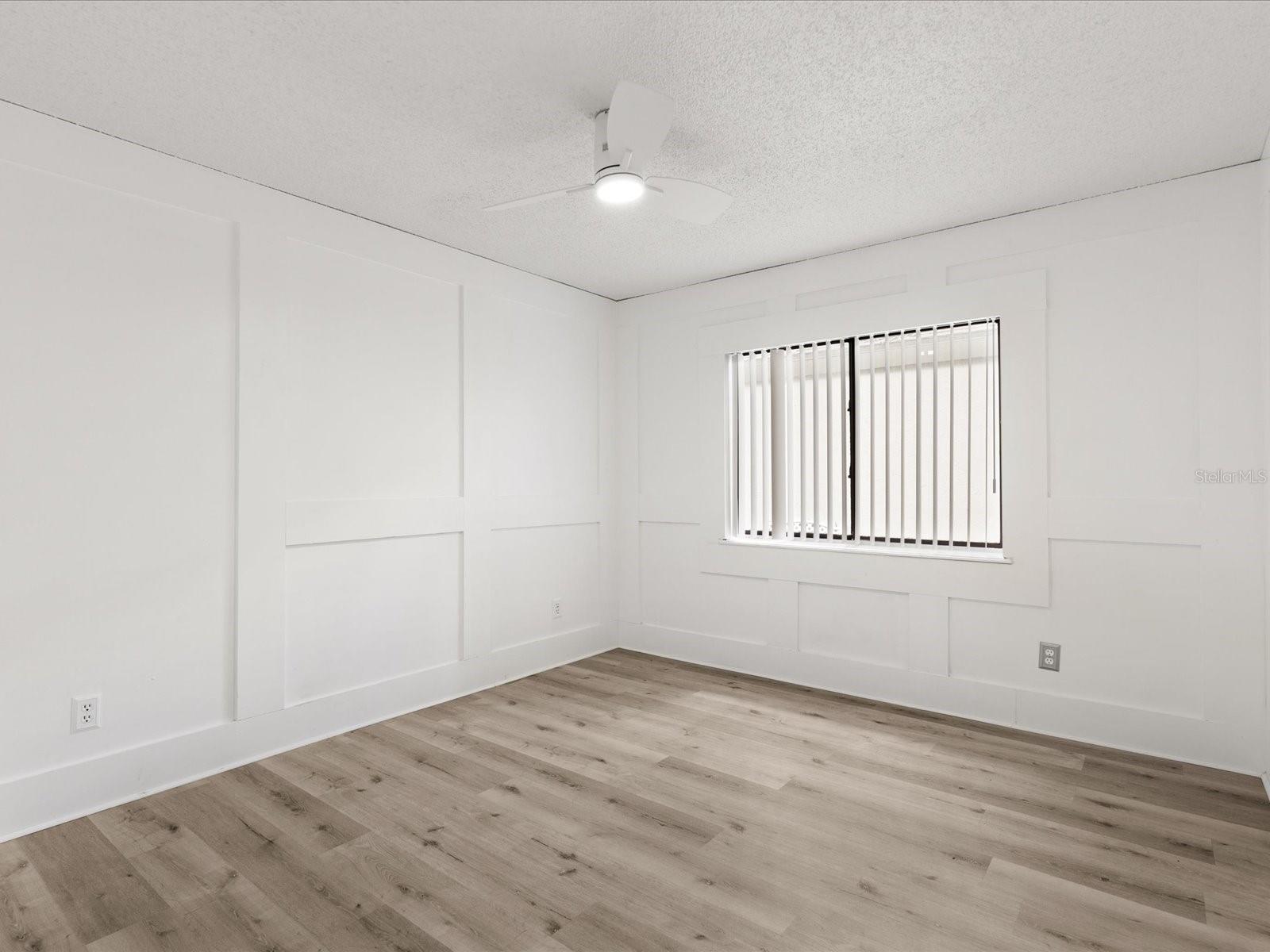 SWEETWATER OAKS II A CONDOMINI - Residential Lease