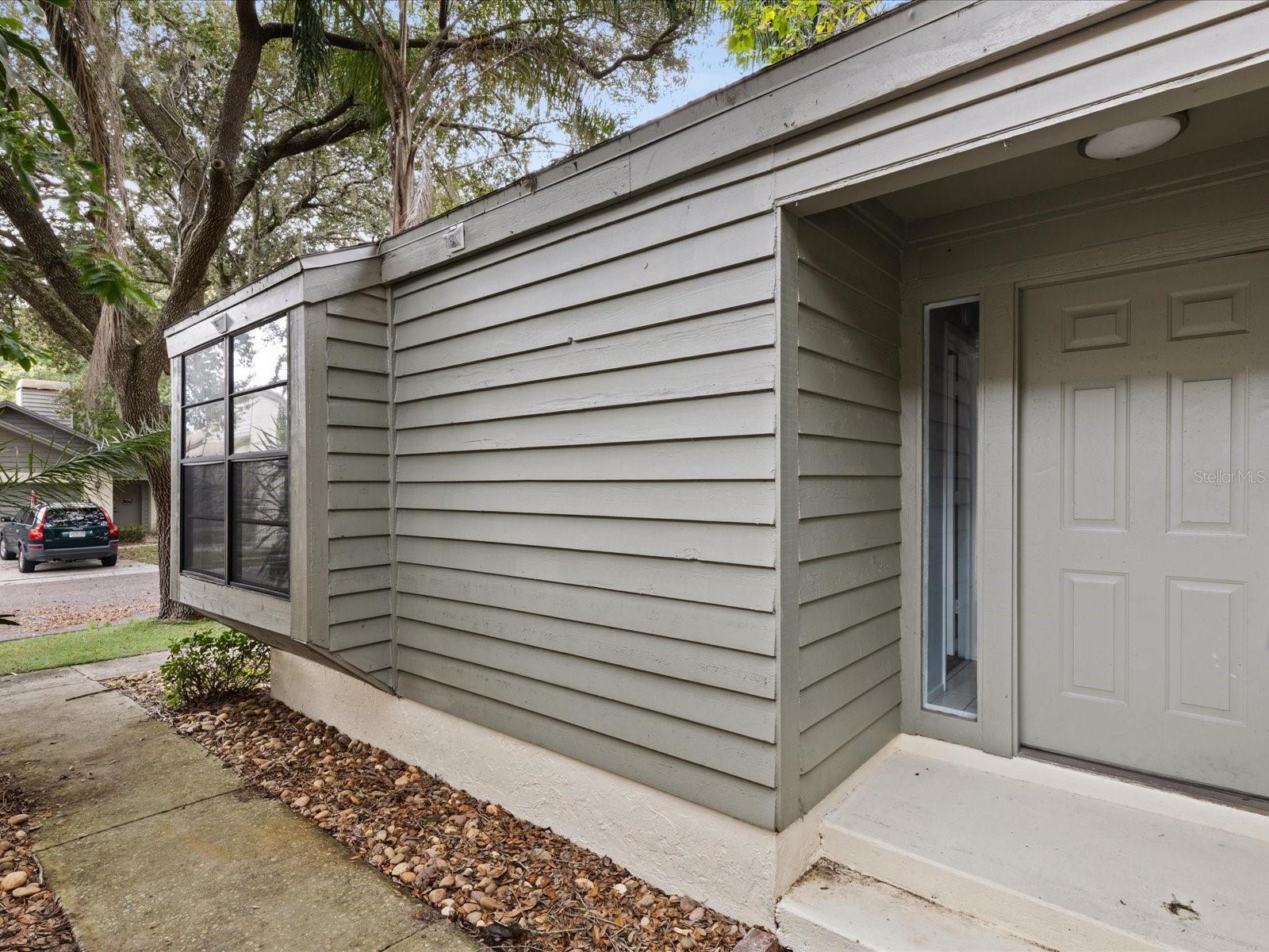 SWEETWATER OAKS II A CONDOMINI - Residential Lease