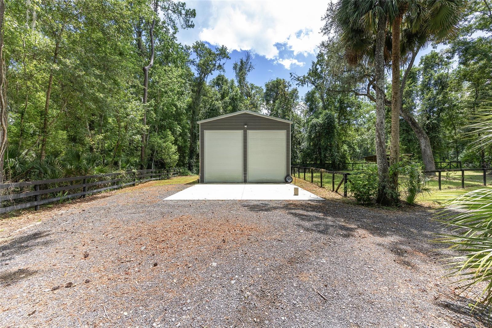 LUTTRELL O R SHACKLEFORD LAND - Residential