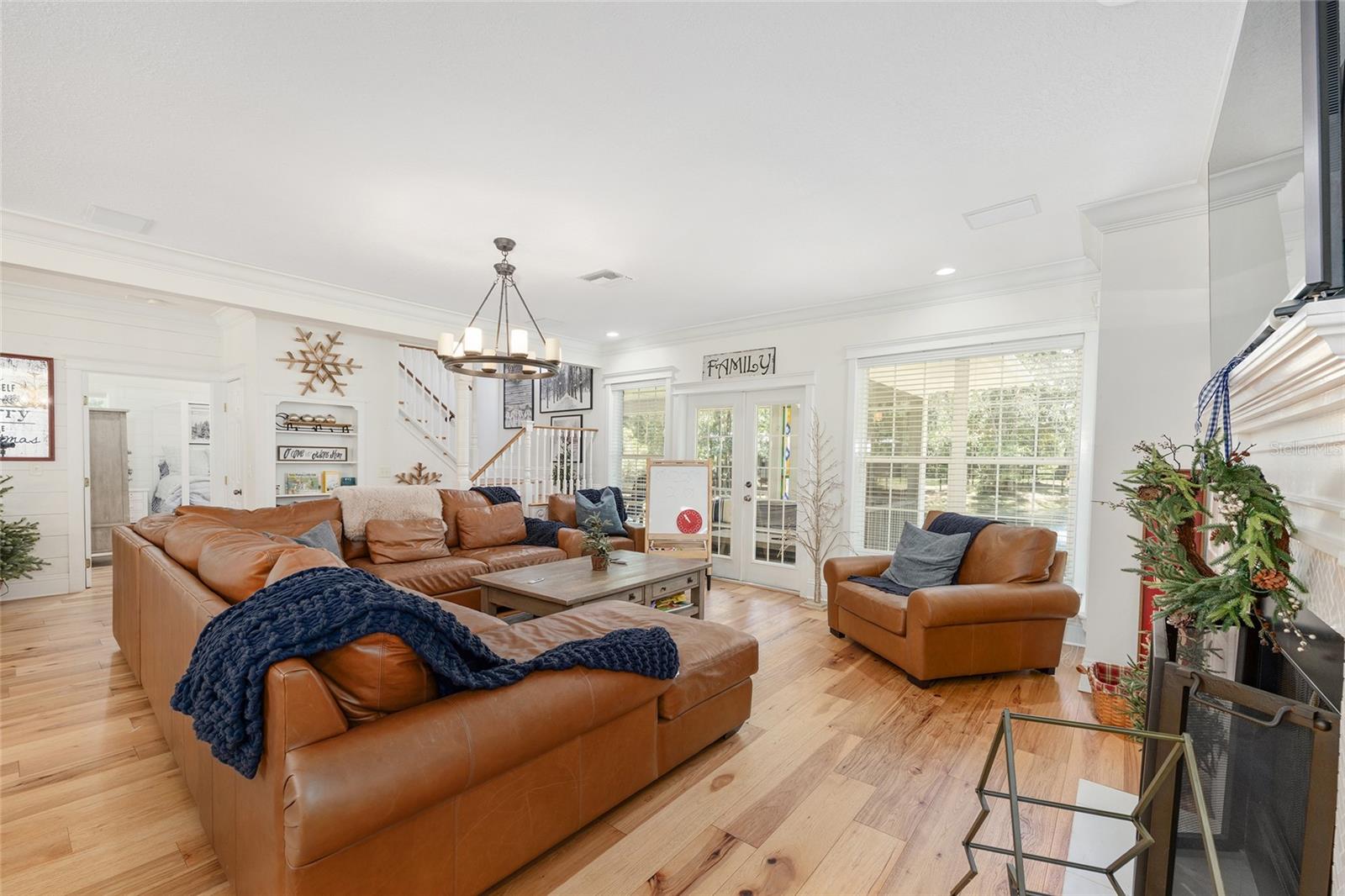 LUTTRELL O R SHACKLEFORD LAND - Residential