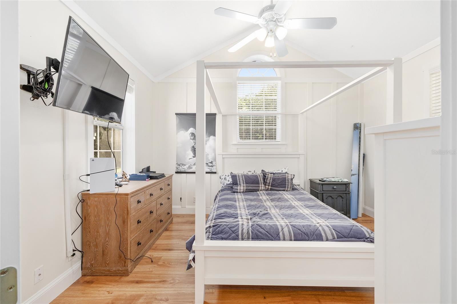 LUTTRELL O R SHACKLEFORD LAND - Residential