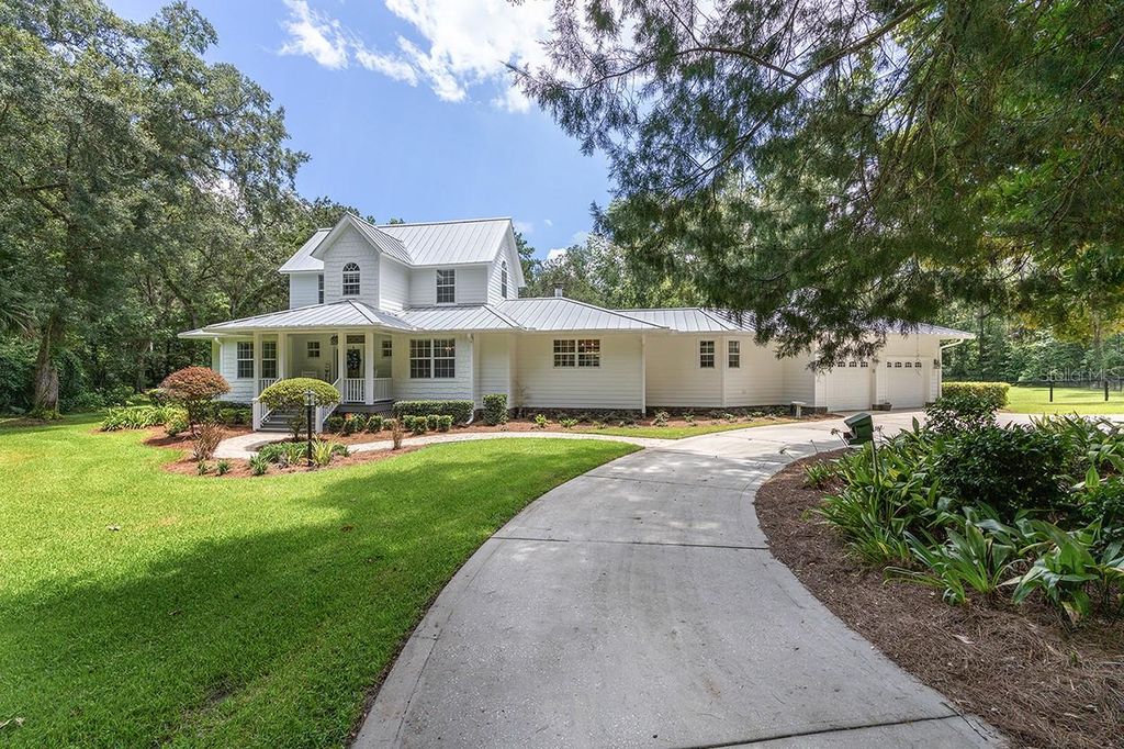 Photo of 396 SW 52nd St, Ocala, FL 34471 (MLS # OM706689)