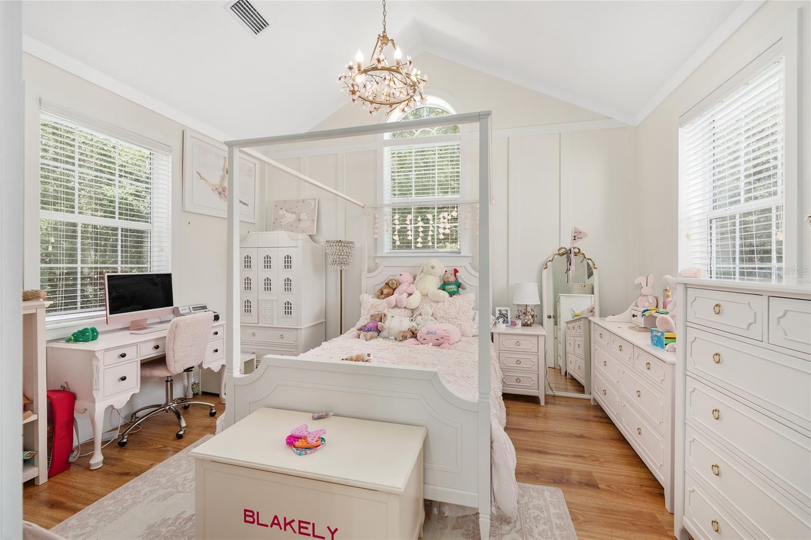 LUTTRELL O R SHACKLEFORD LAND - Residential