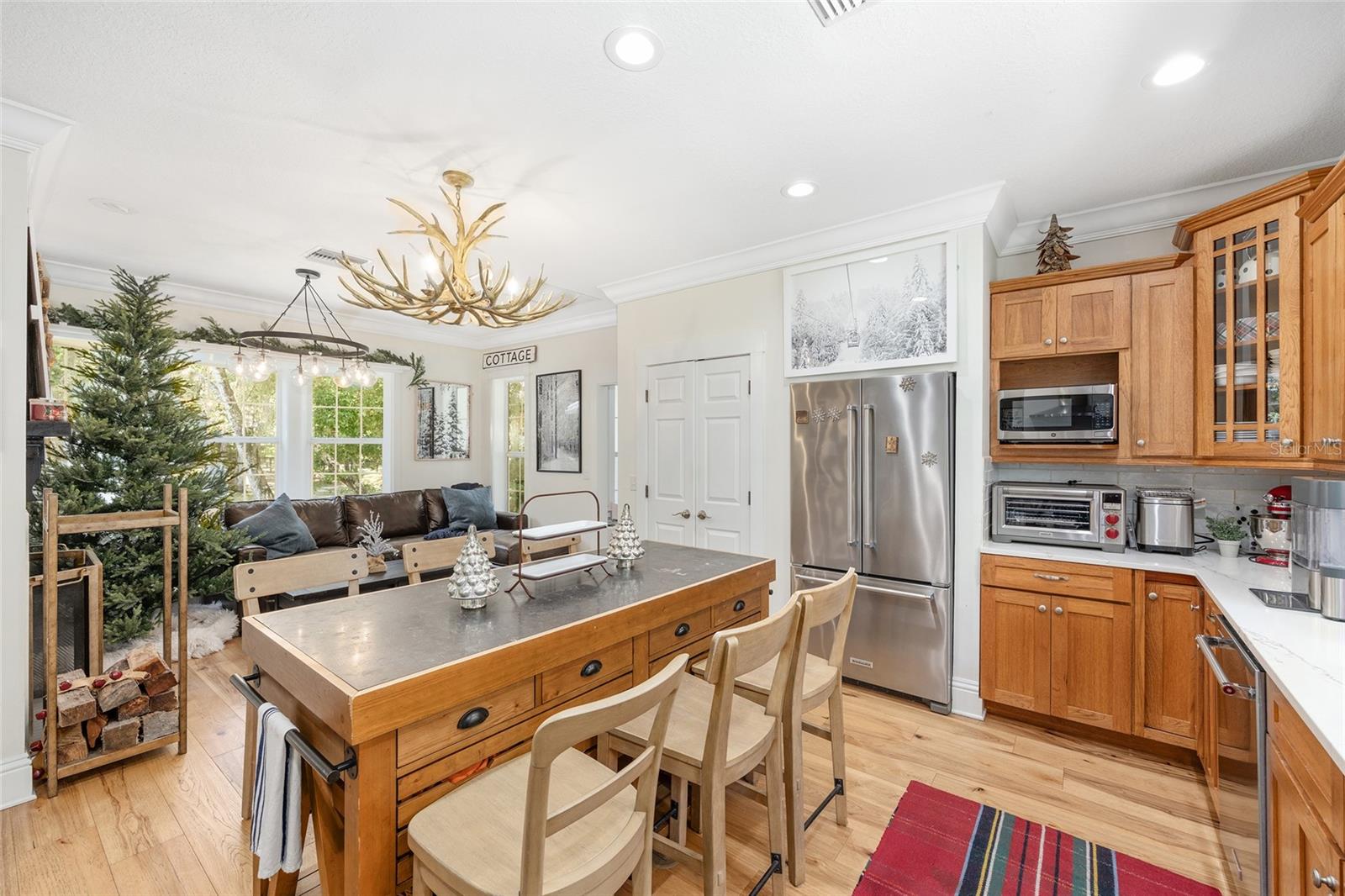 LUTTRELL O R SHACKLEFORD LAND - Residential