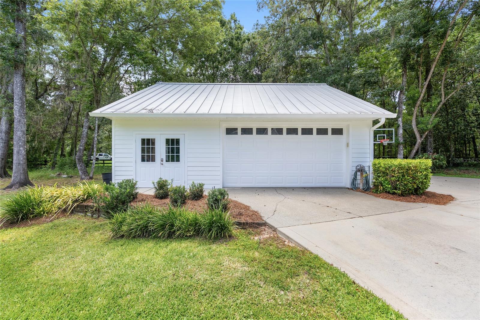 LUTTRELL O R SHACKLEFORD LAND - Residential