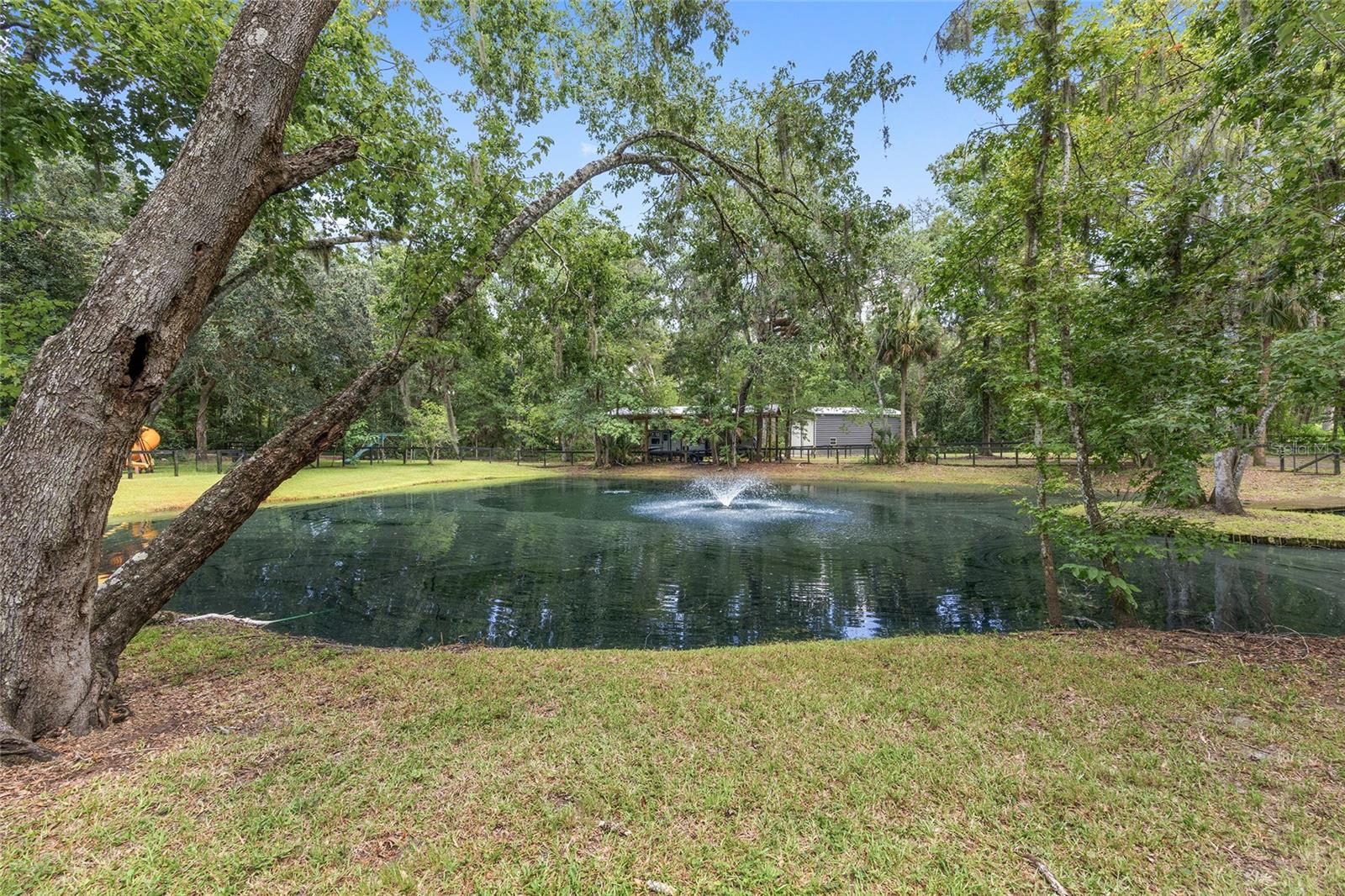 LUTTRELL O R SHACKLEFORD LAND - Residential