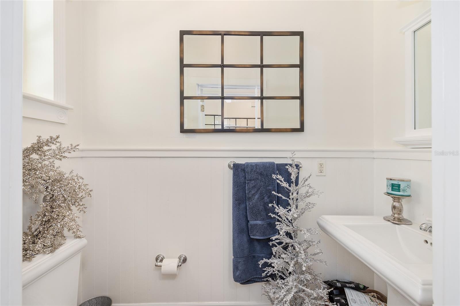 LUTTRELL O R SHACKLEFORD LAND - Residential