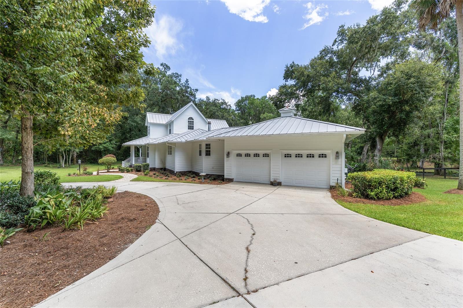 LUTTRELL O R SHACKLEFORD LAND - Residential