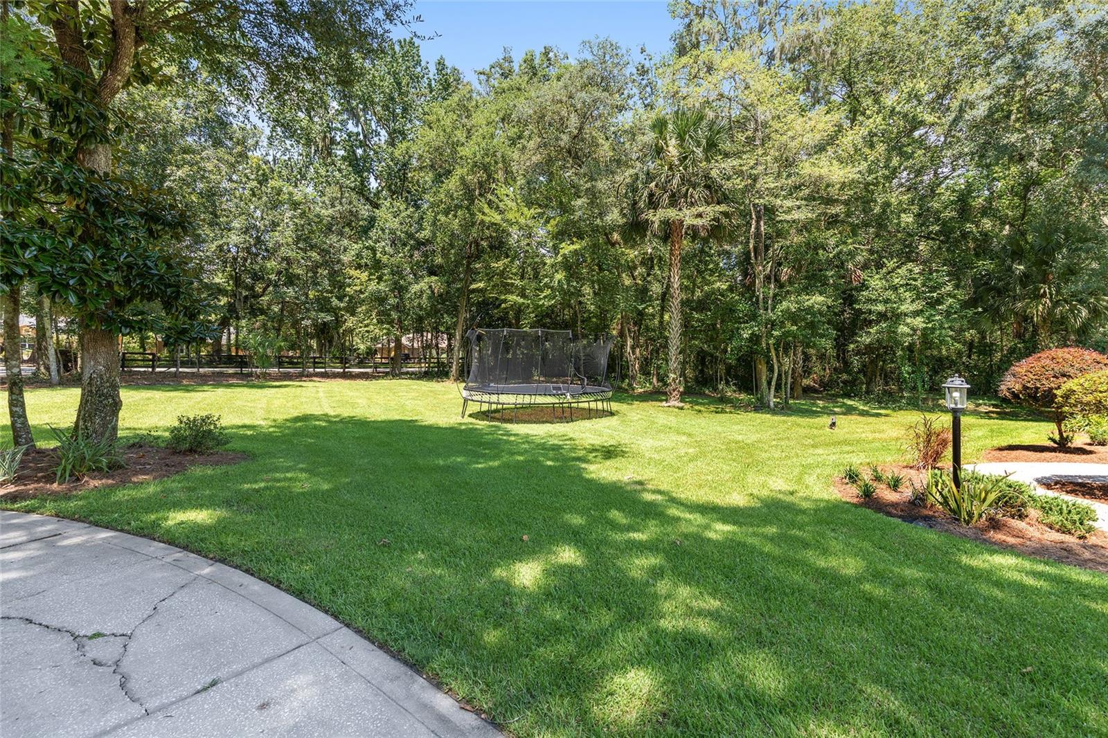 LUTTRELL O R SHACKLEFORD LAND - Residential