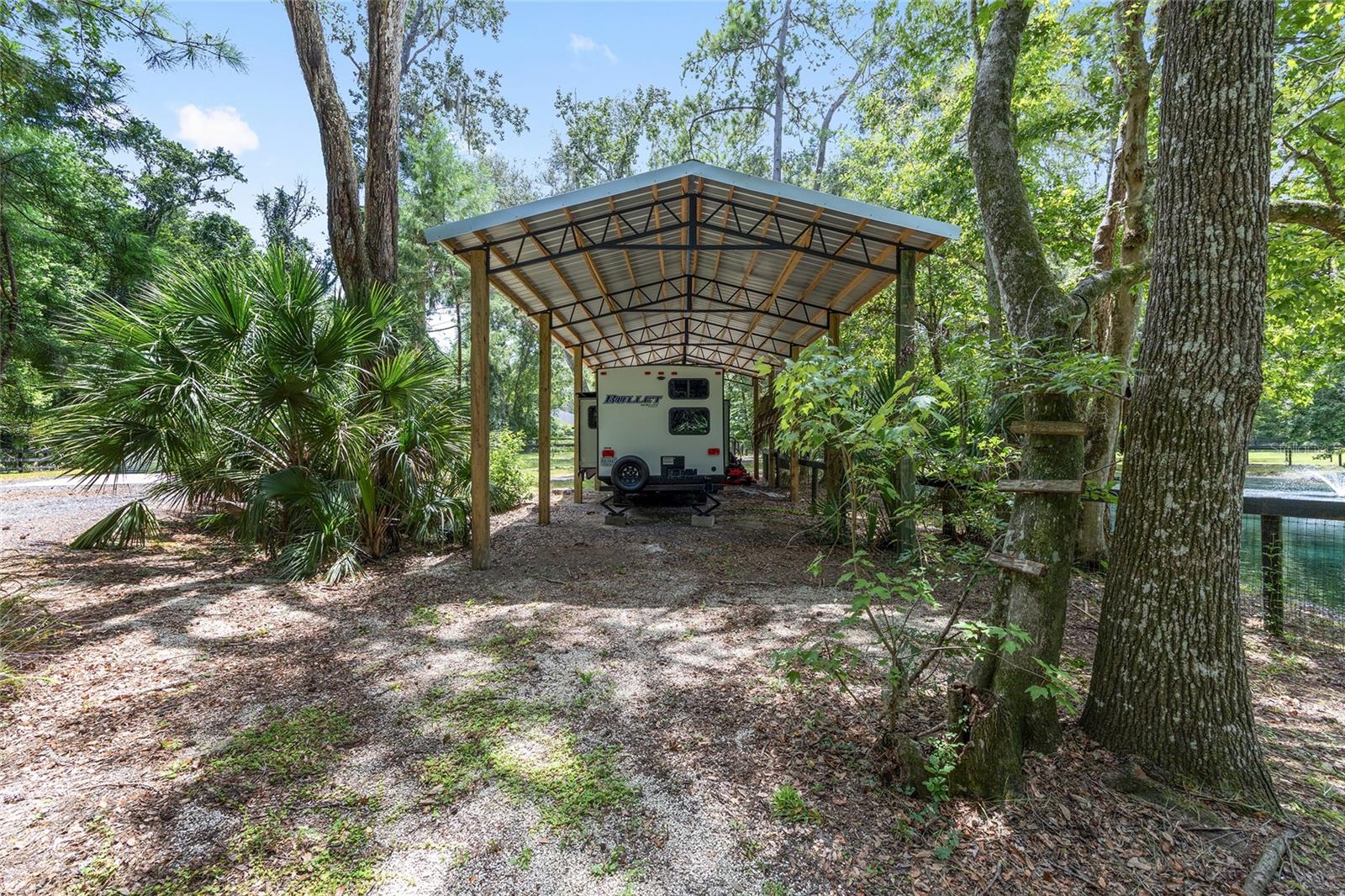 LUTTRELL O R SHACKLEFORD LAND - Residential