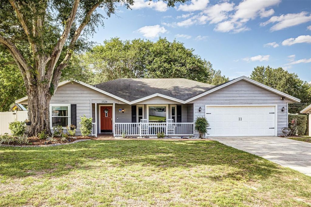 Photo of 2326 Arrowhead Boulevard, Lakeland, FL 33813 (MLS # L4962206)