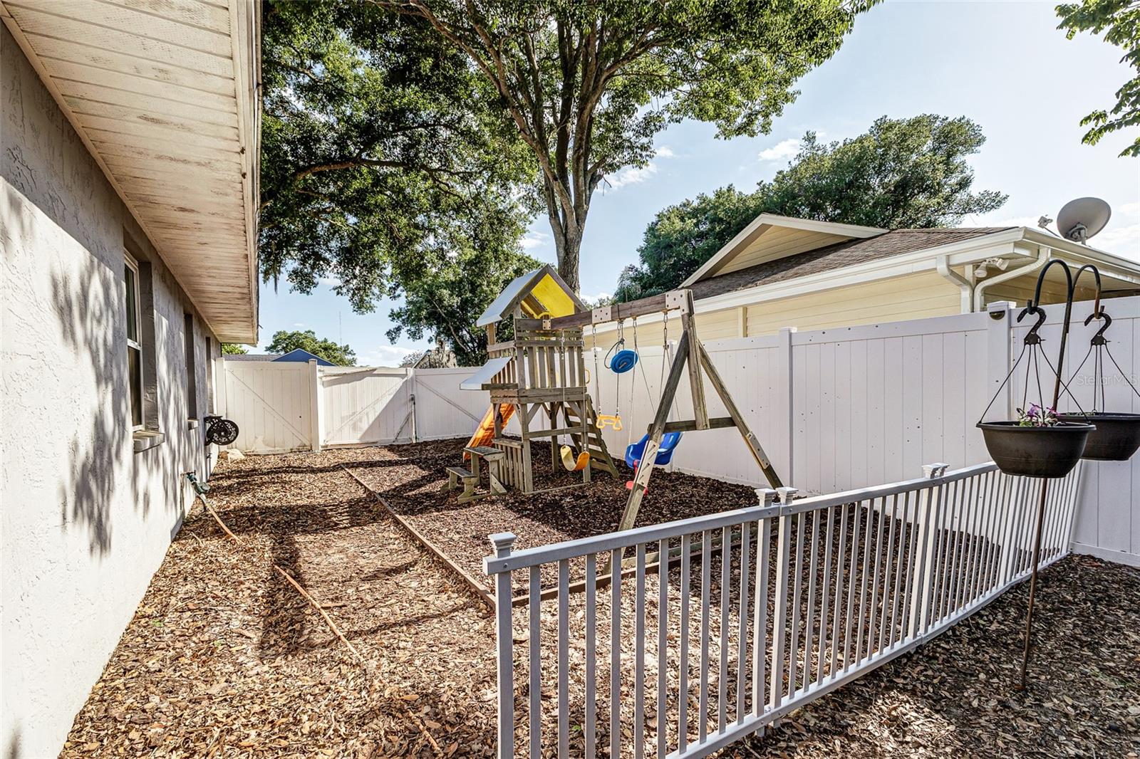 ARROWHEAD - Residential