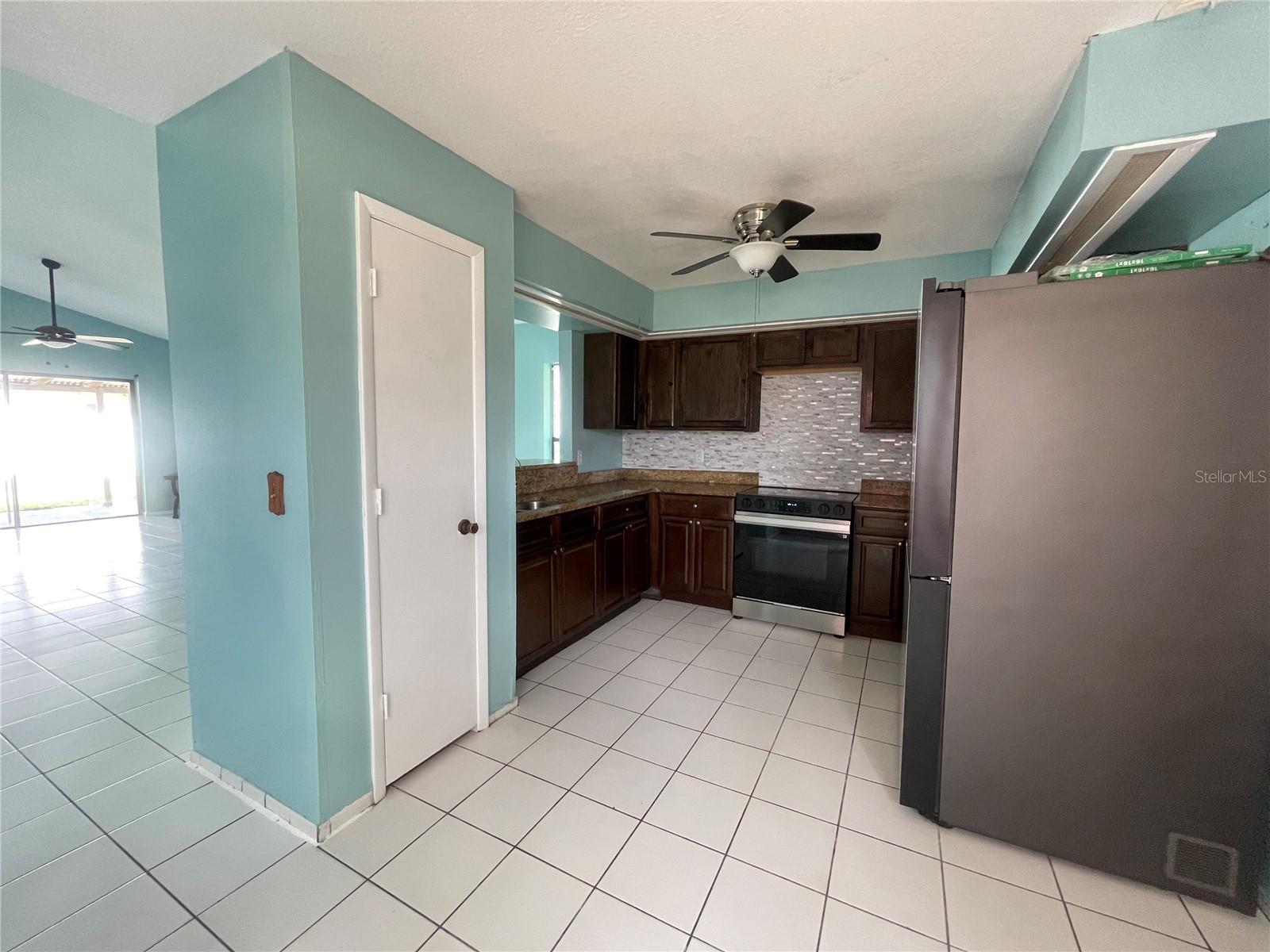 MEADOW WOODS VILLAGE 07 PH 01 - Residential