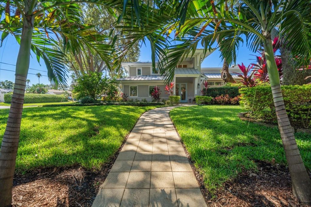 Photo of 485 Park Avenue, Belleair, FL 33756 (MLS # TB8437675)