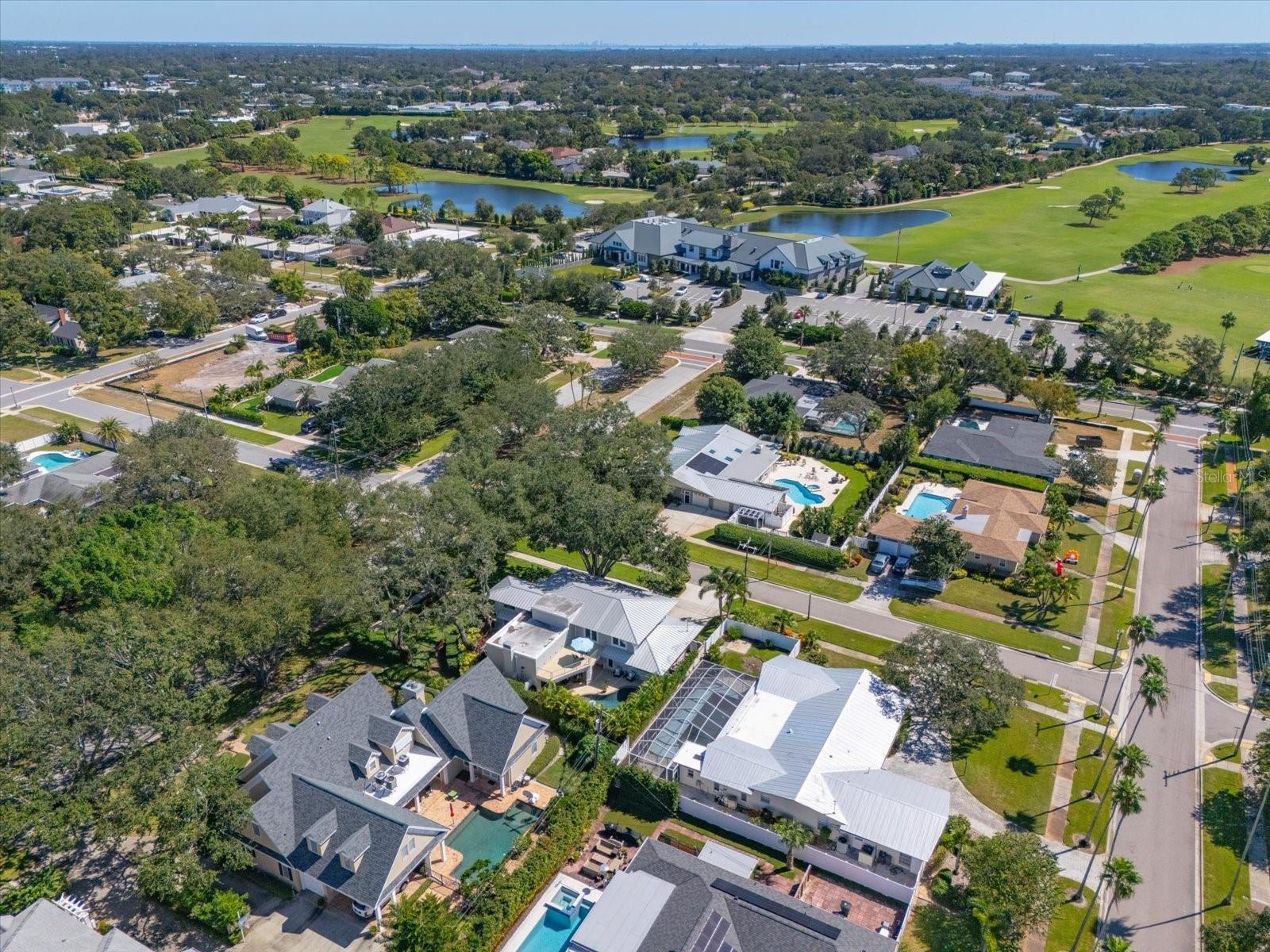 BELLEAIR ESTATES - Residential