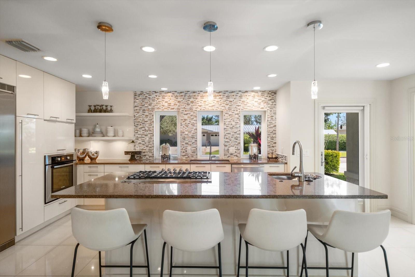 BELLEAIR ESTATES - Residential