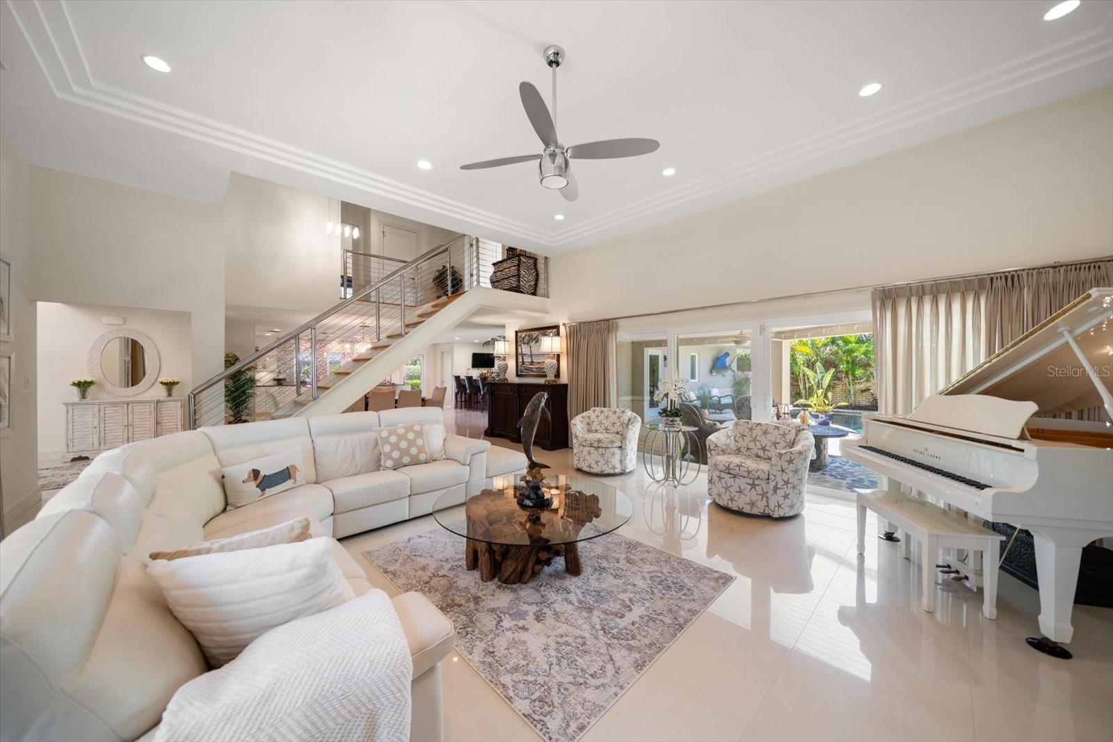 BELLEAIR ESTATES - Residential