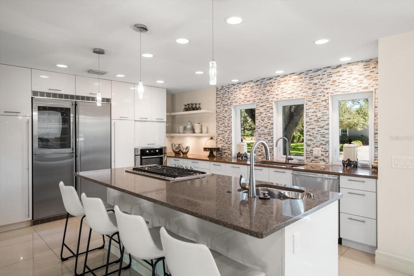 BELLEAIR ESTATES - Residential