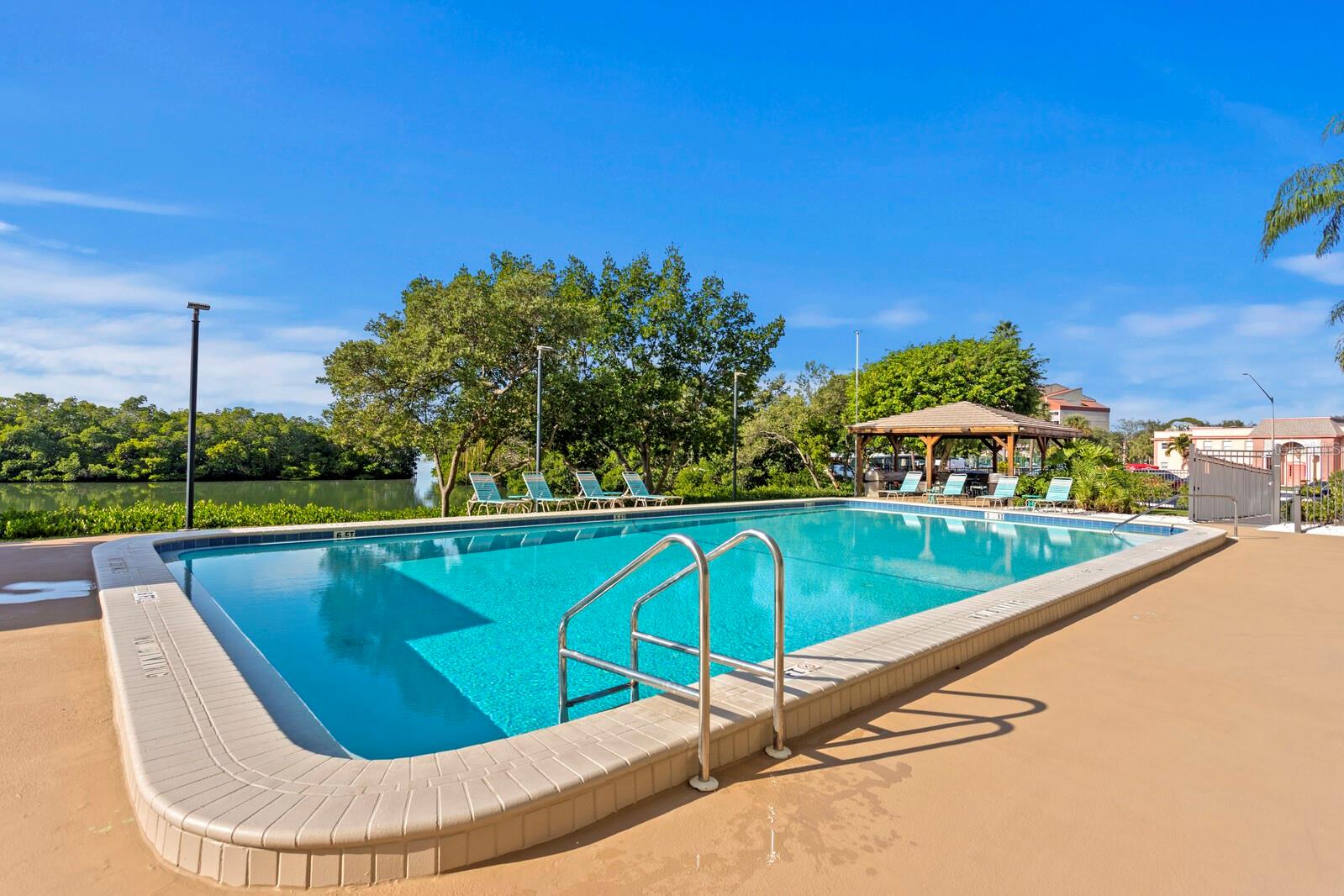 CHATEAU TOWER CONDO - Residential