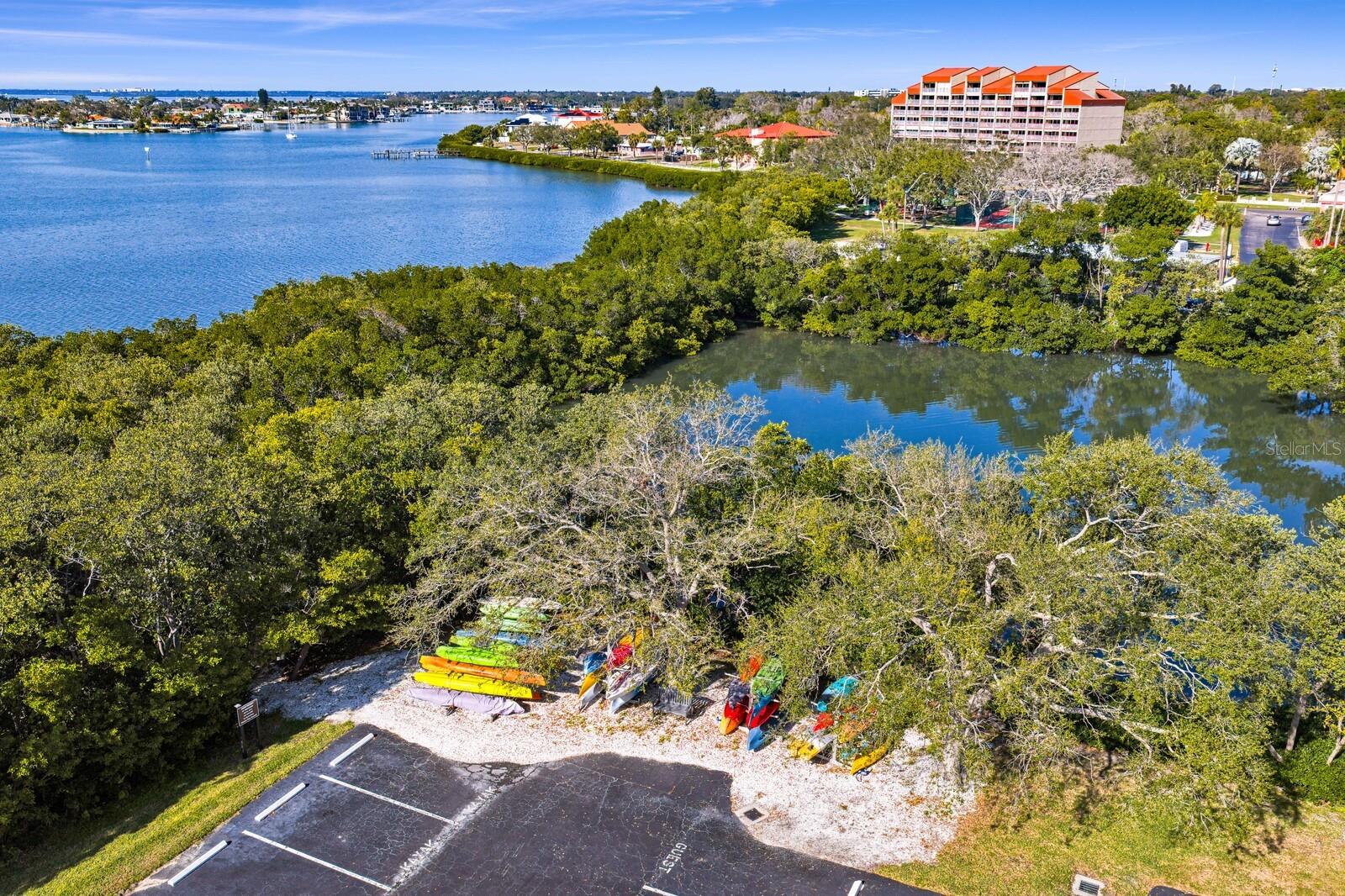 CHATEAU TOWER CONDO - Residential