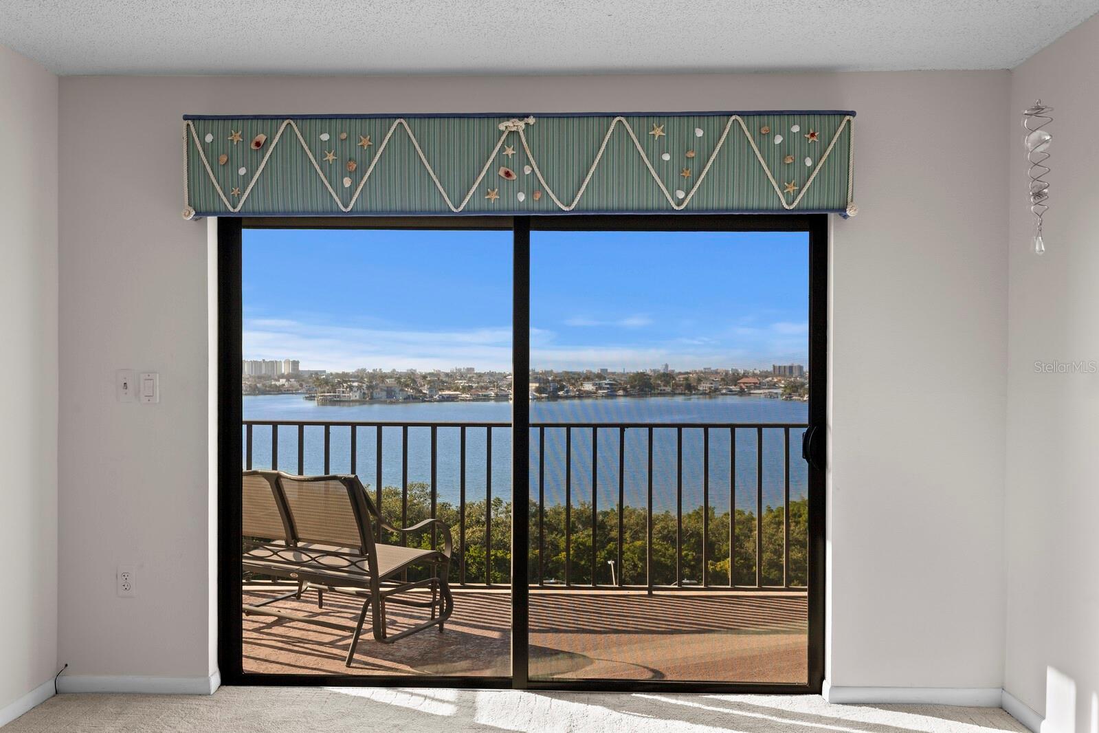 CHATEAU TOWER CONDO - Residential